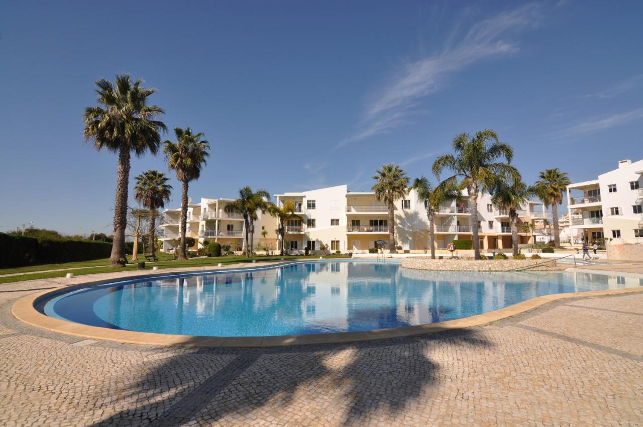 Sea And Pool At Vila Da Praia 알보르 외부 사진