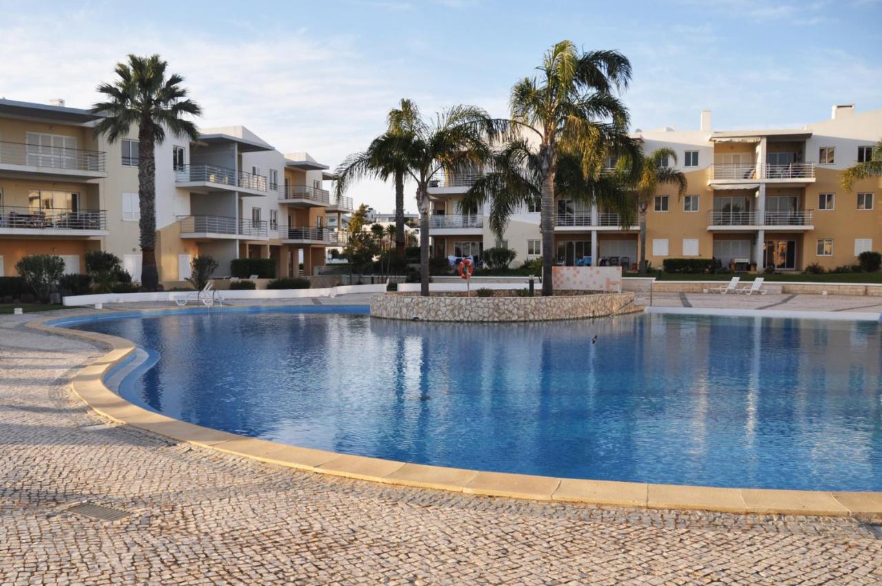 Sea And Pool At Vila Da Praia 알보르 외부 사진
