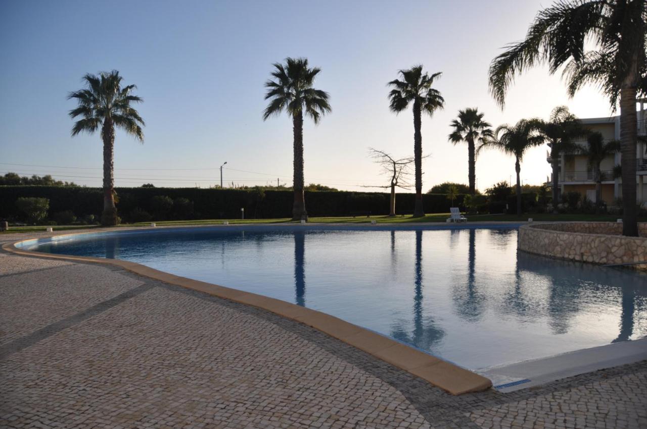 Sea And Pool At Vila Da Praia 알보르 외부 사진
